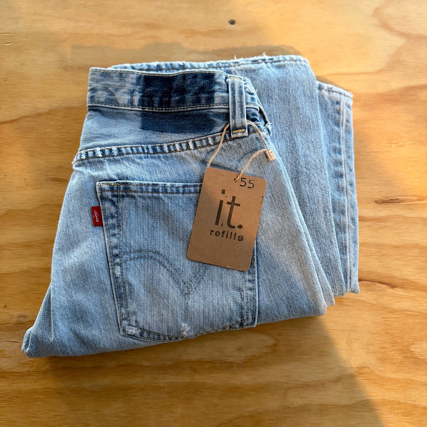 levi jeans