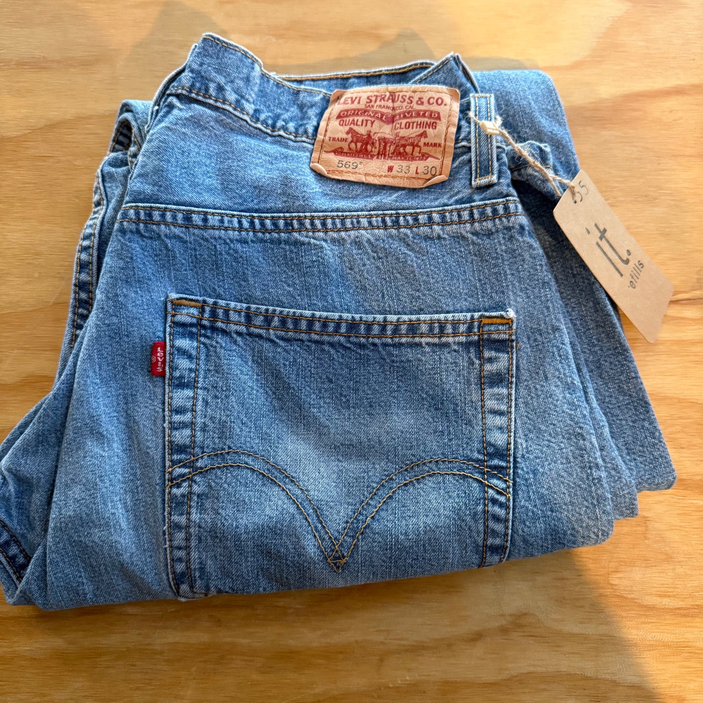 levi jeans