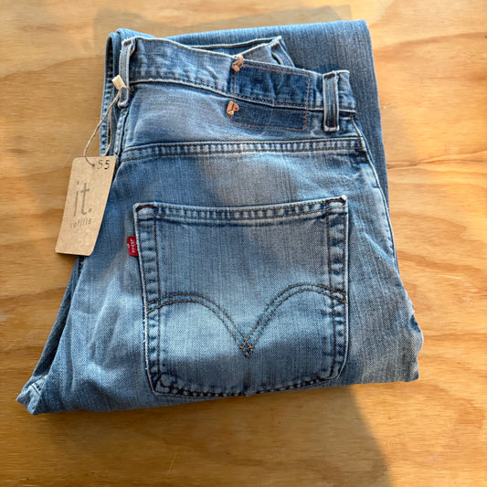 levi jeans