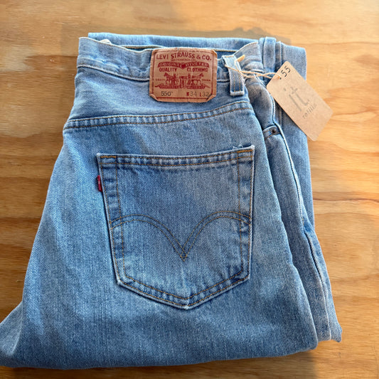 levi jeans